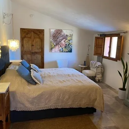 Luz De La Luna B&b, Casa Rural *